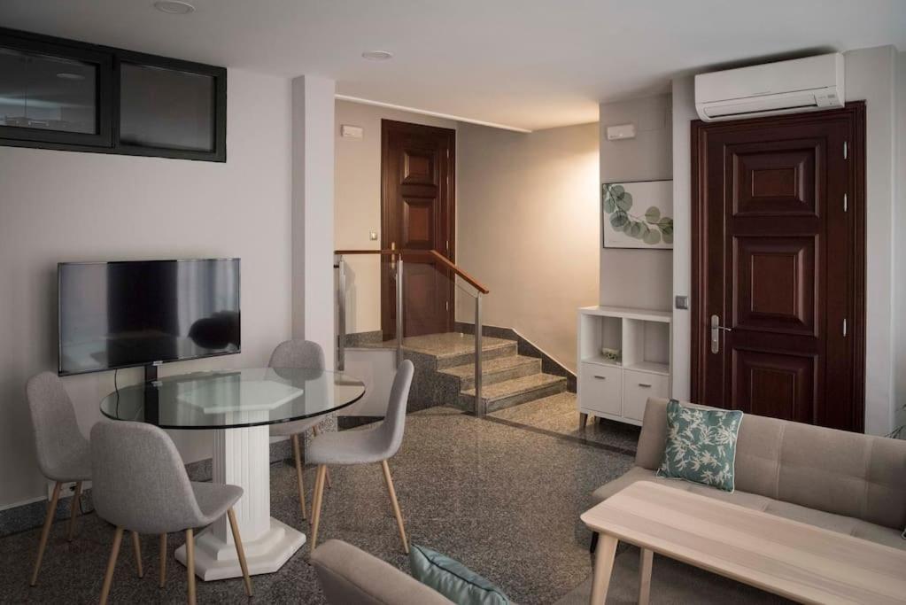 Apartamento En Centro Historico Con Patio Romano Сан-Лоренсо-де-Эль-Эскориаль Экстерьер фото