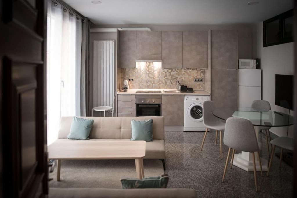 Apartamento En Centro Historico Con Patio Romano Сан-Лоренсо-де-Эль-Эскориаль Экстерьер фото